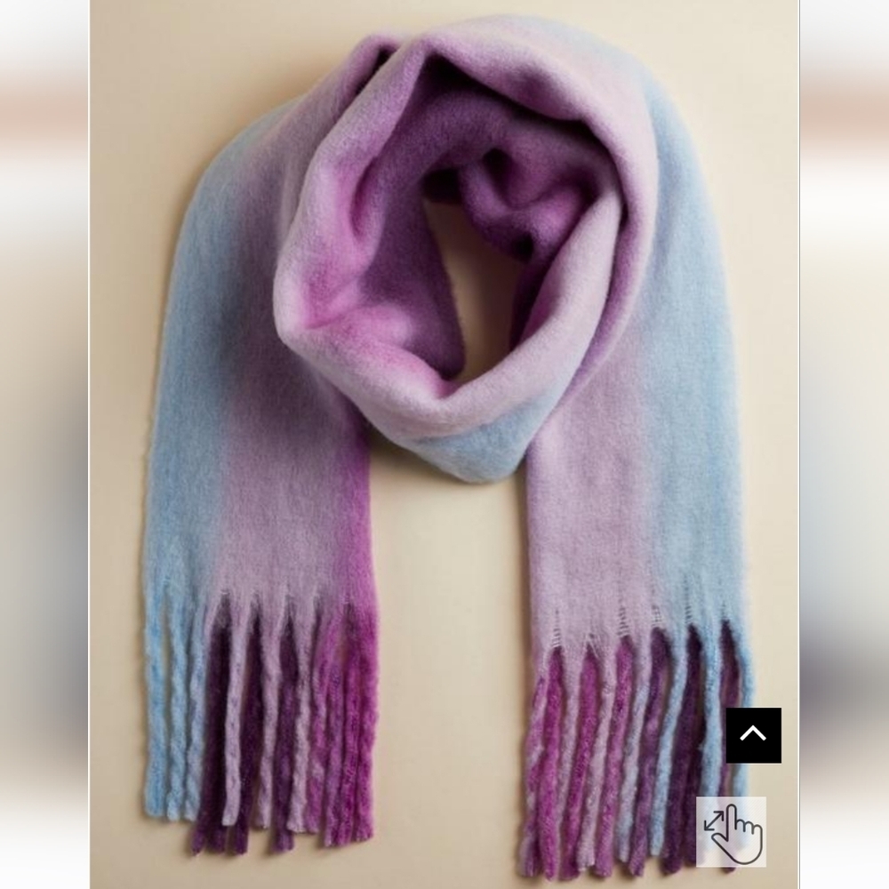 🆕️🧣LILAC STRIPED FRINGE SCARF🧣